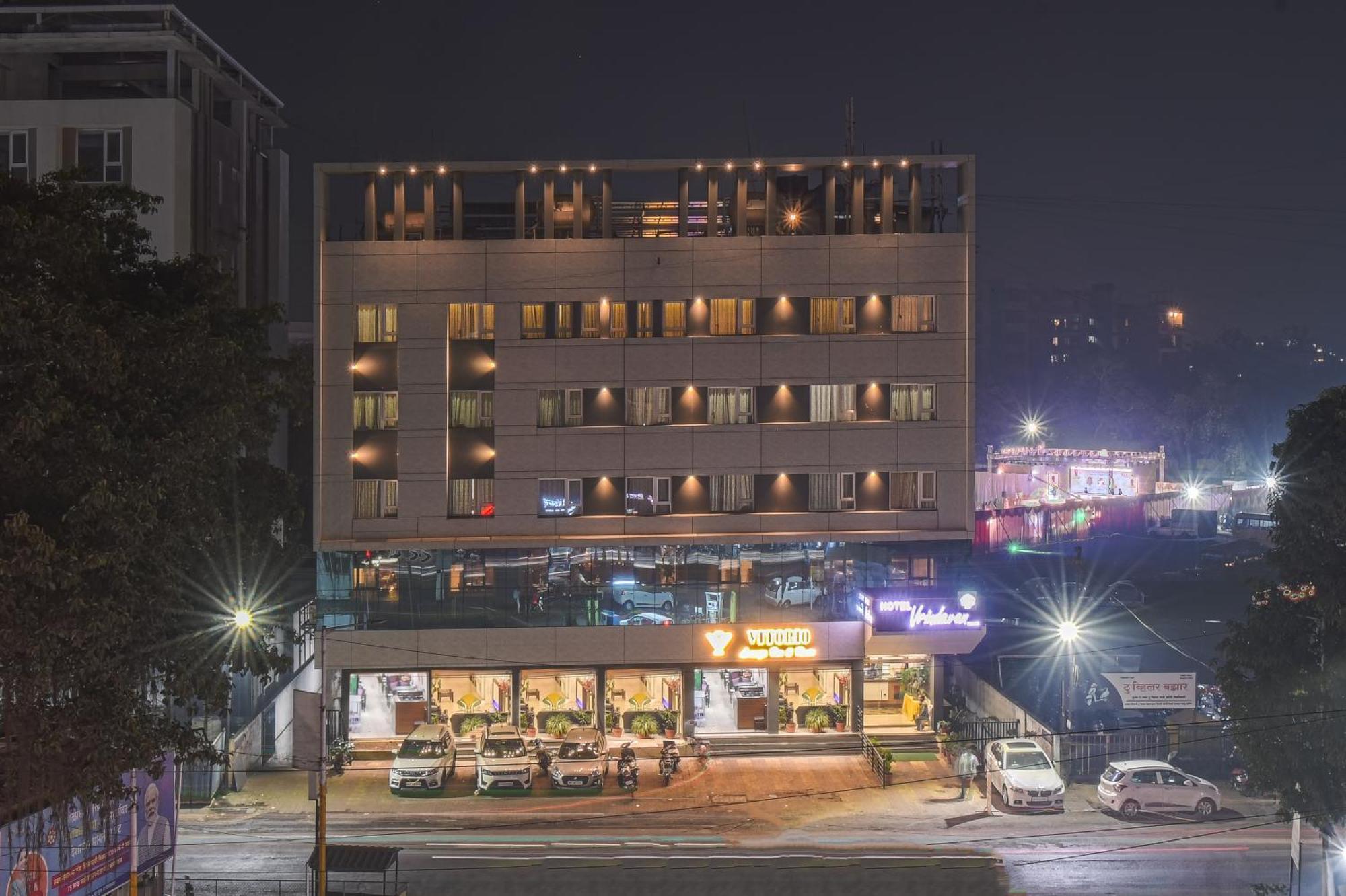 Hotel Vrindavan Deluxe Kolhapur Exterior foto